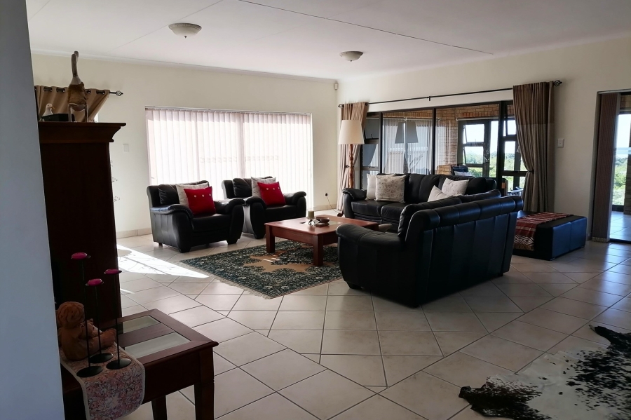 4 Bedroom Property for Sale in Stilbaai Wes Western Cape